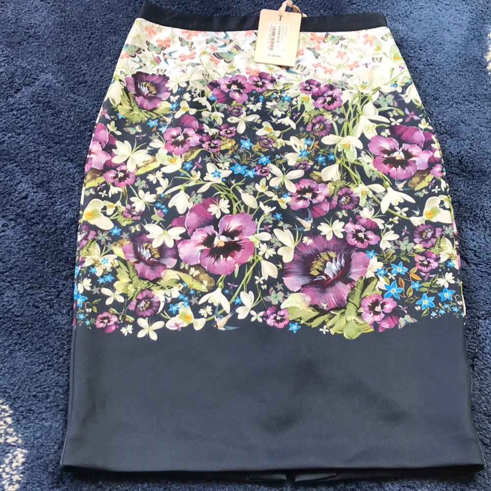 NWT! Ted Baker Enchantment Pencil Skirt.